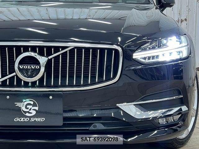 Volvo S90 2018-02 320581-17