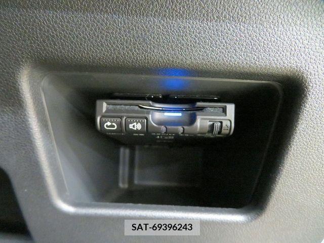 Daihatsu WAKE 2017-03 310576-9