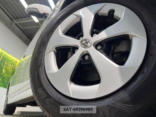 Toyota PRIUS 2014-07 209061-14