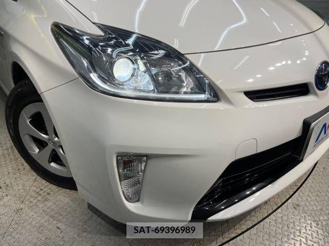 Toyota PRIUS 2014-07 209061-13