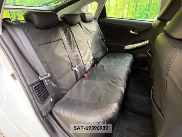 Toyota PRIUS 2014-07 209061-10