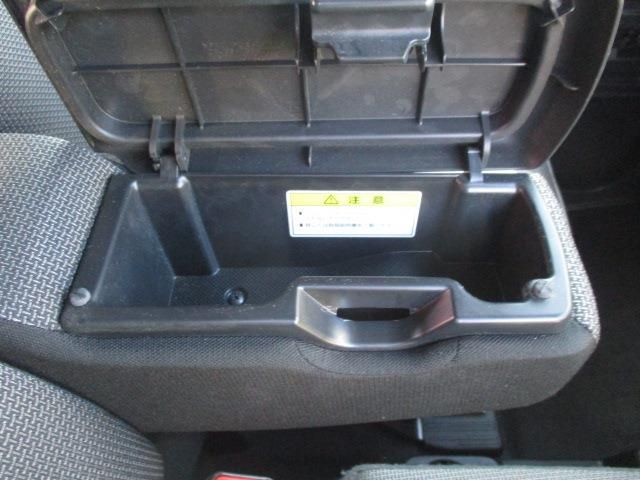 Honda N-VAN 2019-03 189496-23