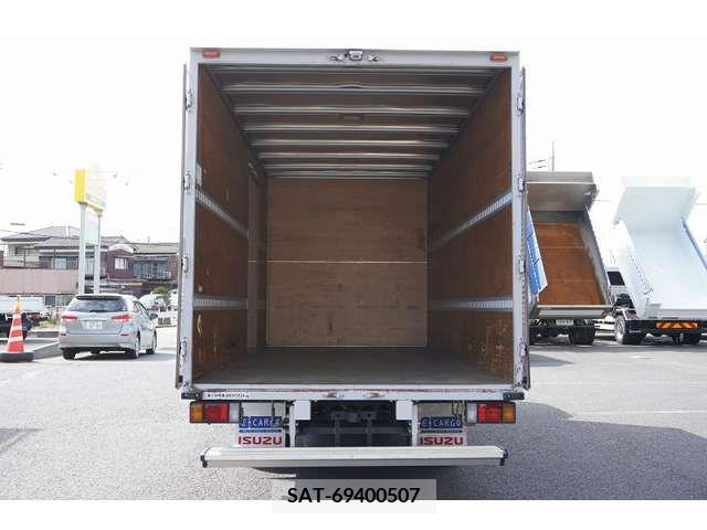 Isuzu ELF TRUCK 2016-06 203817-17