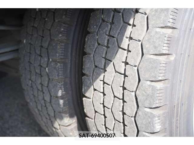 Isuzu ELF TRUCK 2016-06 203817-8