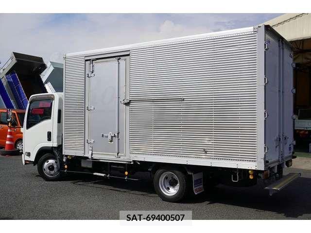 Isuzu ELF TRUCK 2016-06 203817-6