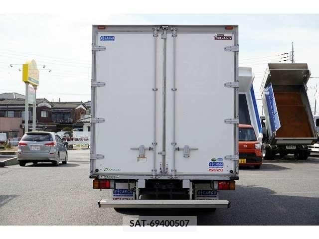 Isuzu ELF TRUCK 2016-06 203817-3
