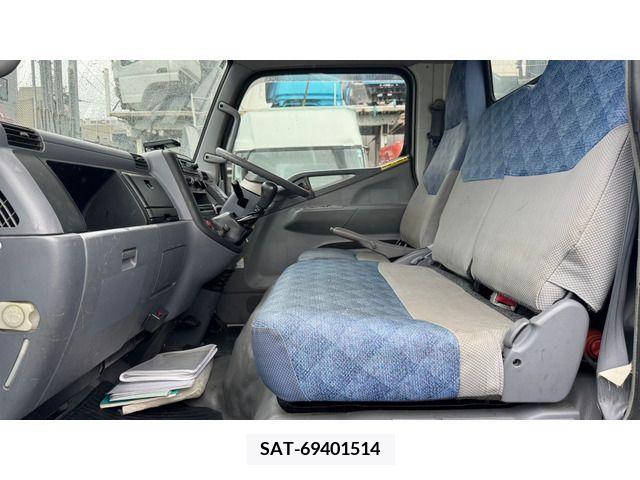 Mitsubishi CANTER 2006-03 263458-8