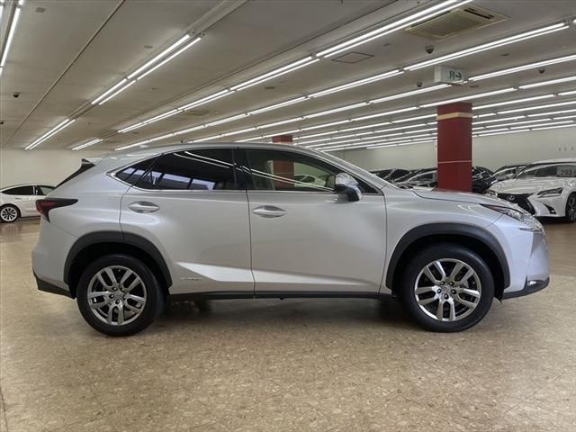 Lexus NX 2015-12 22591-3