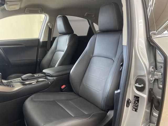 Lexus NX 2015-12 22591-21