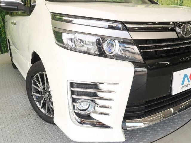 Toyota VOXY 2017-03 15523-13