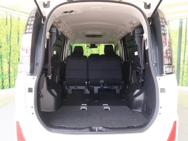Toyota VOXY 2017-03 15523-11