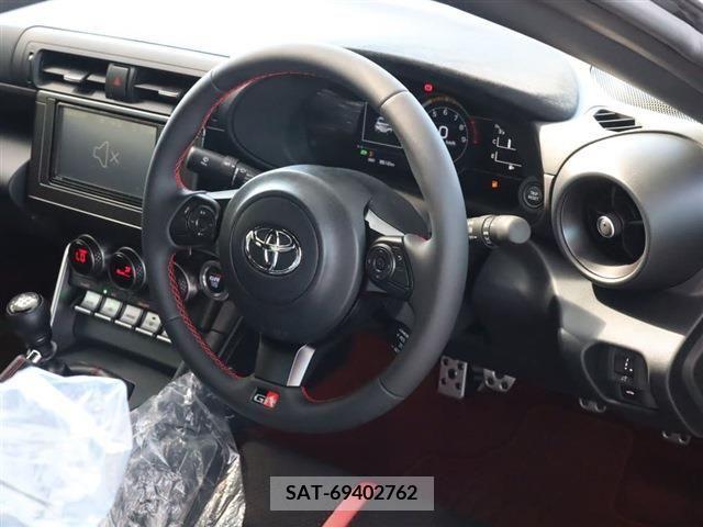 Toyota 86 2022-02 396702-1