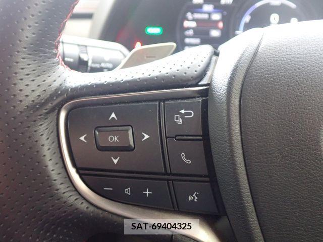 Lexus UX 2022-04 388203-13