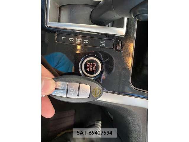Nissan SERENA 2017-01 324923-16