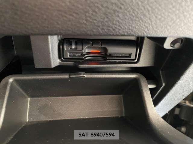 Nissan SERENA 2017-01 324923-13