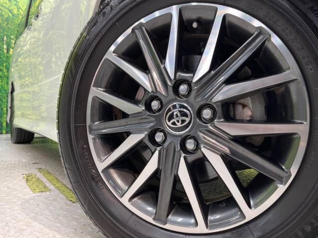 Toyota VOXY 2015-02 14826-14