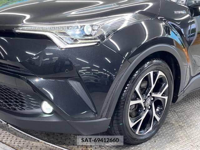 Toyota C-HR 2018-03 264181-11
