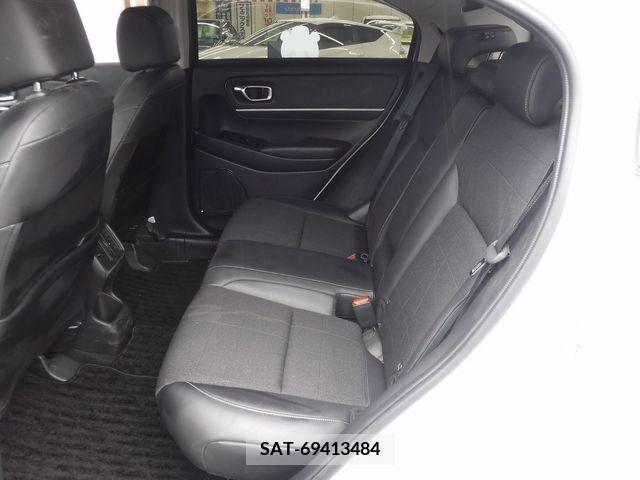Honda VEZEL 2021-05 219619-14