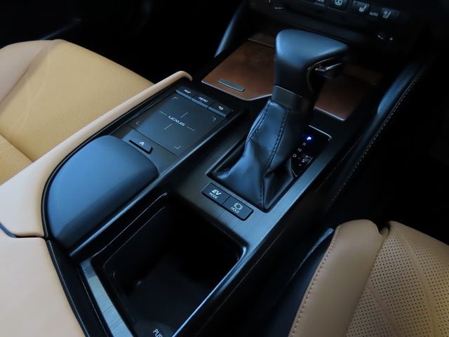 Lexus ES 2022-04 18826-22
