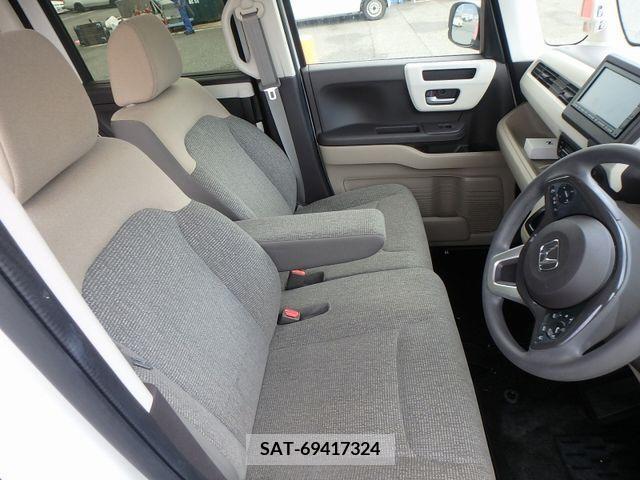 Honda N BOX 2020-06 364426-1