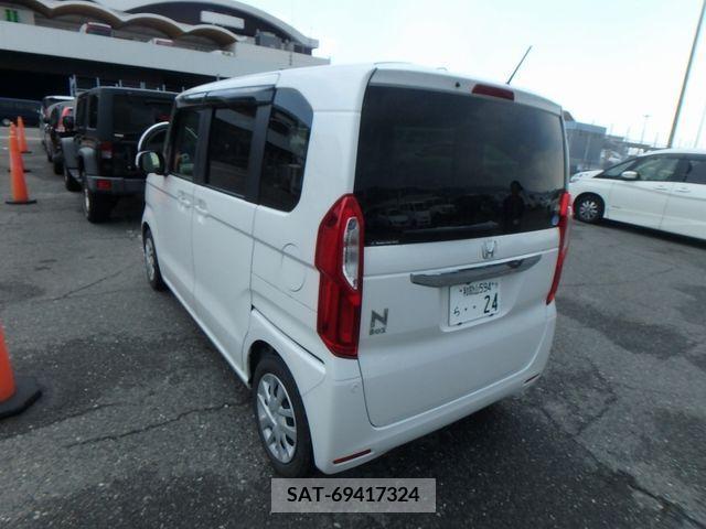 Honda N BOX 2020-06 364426-2