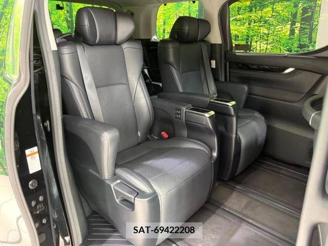 Toyota ALPHARD 2018-11 299463-9