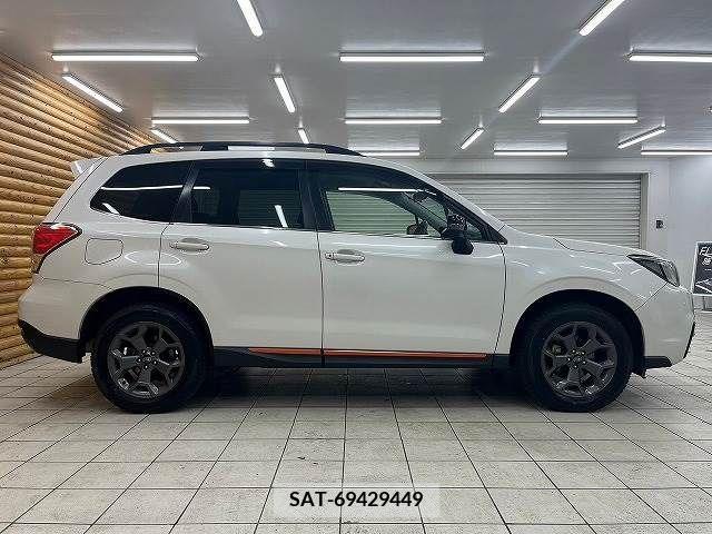 Subaru FORESTER 2017-06 225417-17