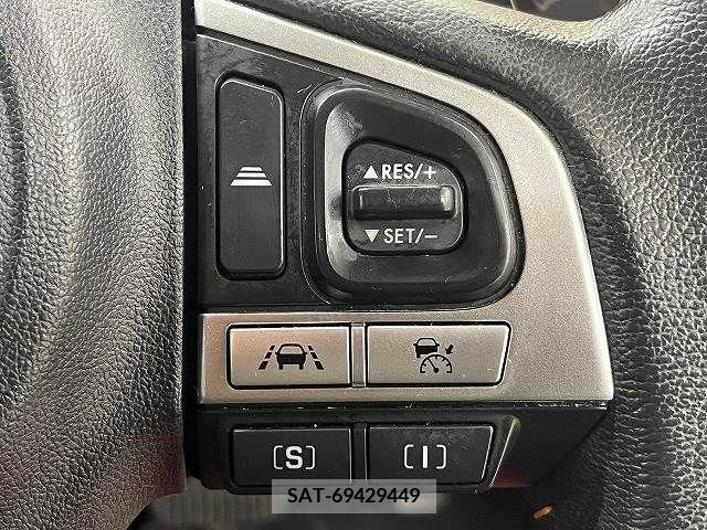 Subaru FORESTER 2017-06 225417-4