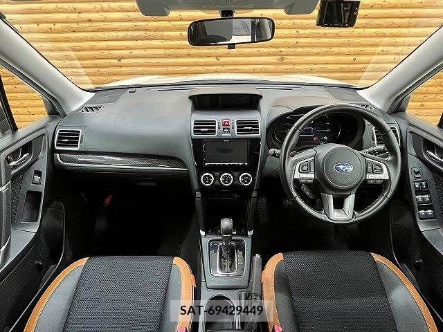 Subaru FORESTER 2017-06 225417-1