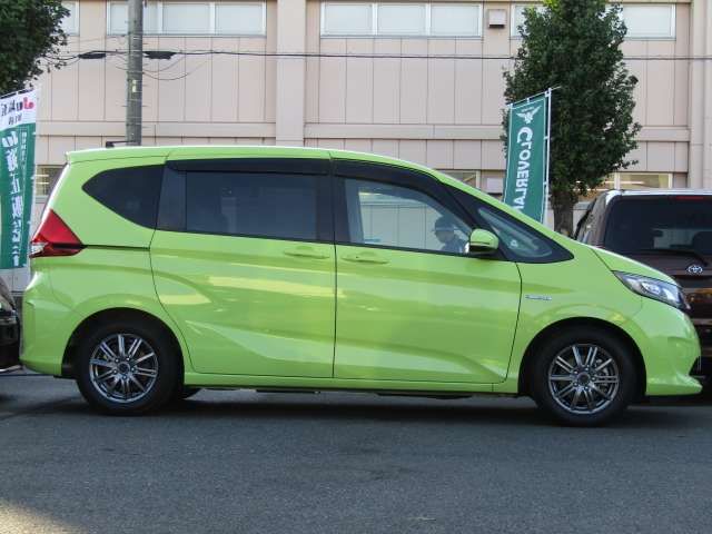 Honda FREED 2017-06 184949-2