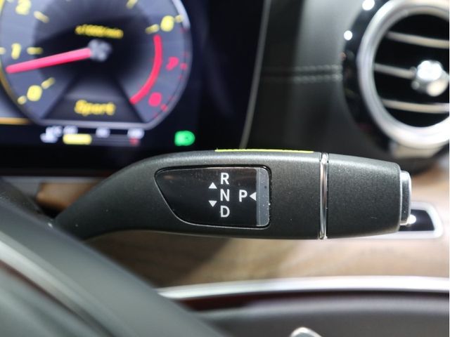 Mercedes Benz E-CLASS 2017-12 191953-11