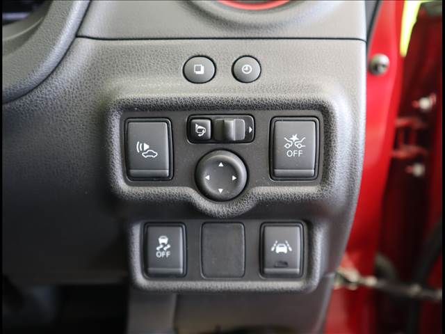 Nissan NOTE 2017-03 18923-9