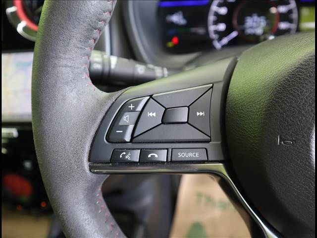 Nissan NOTE 2017-03 18923-11