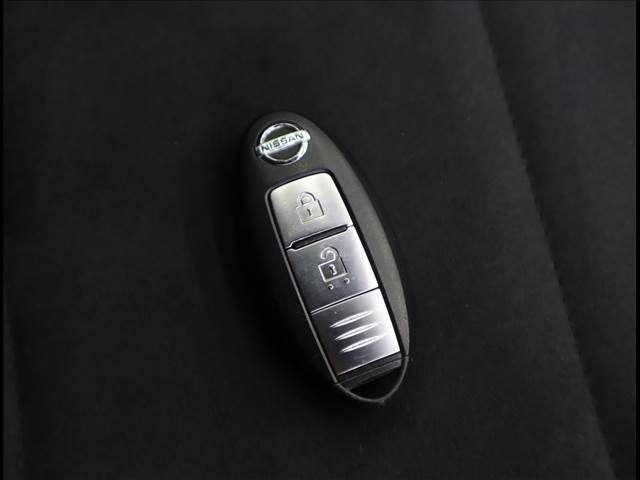 Nissan NOTE 2017-03 18923-7
