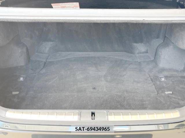 Lexus LS 2019-10 211559-11