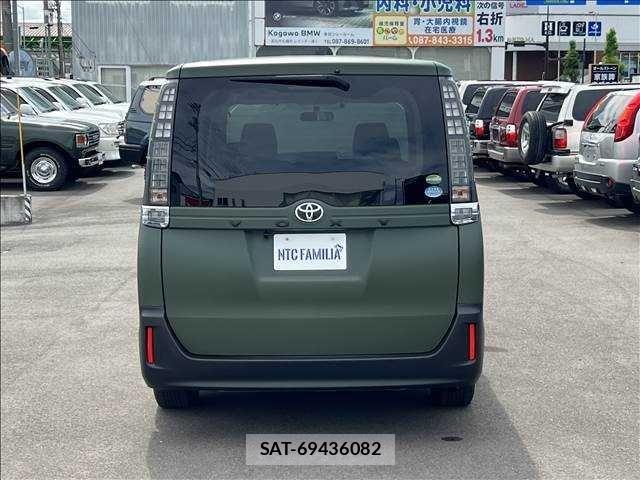 Toyota VOXY 2014-11 451846-5
