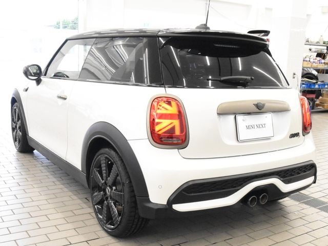 Bmw MINI 2023-03 194354-2