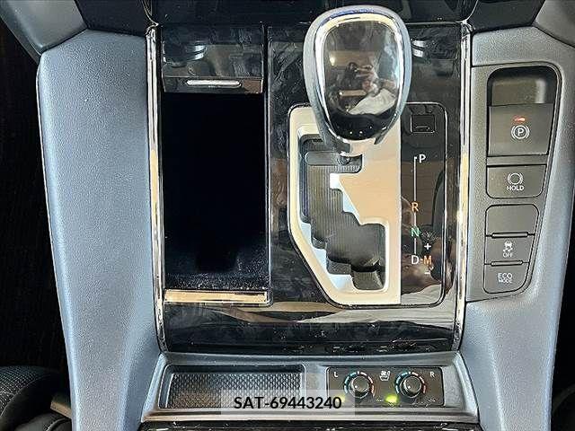 Toyota ALPHARD 2022-03 395486-25