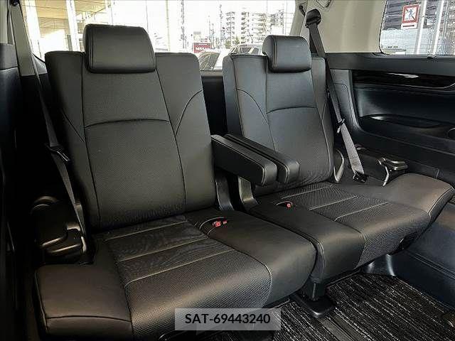 Toyota ALPHARD 2022-03 395486-19