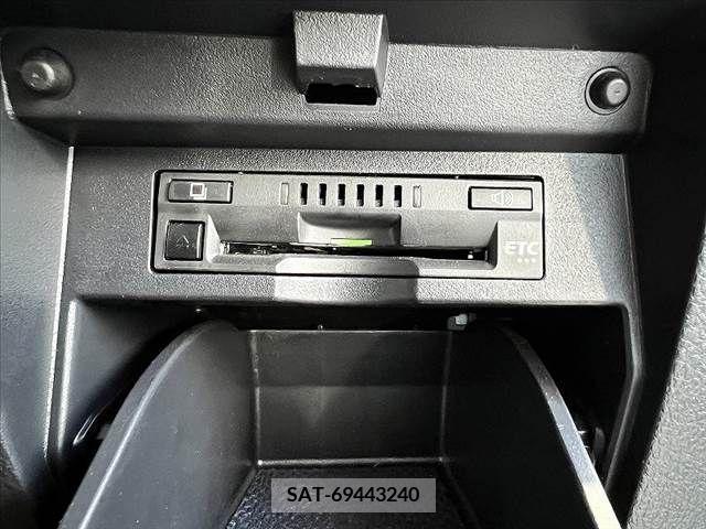 Toyota ALPHARD 2022-03 395486-6