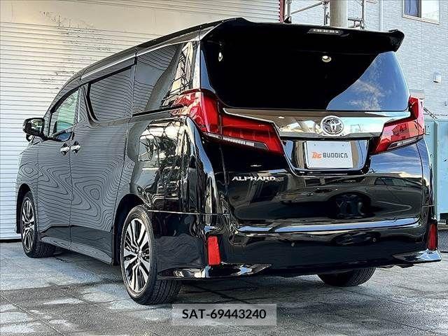 Toyota ALPHARD 2022-03 395486-12