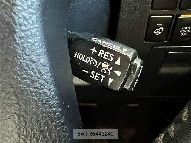 Toyota ALPHARD 2022-03 395486-29