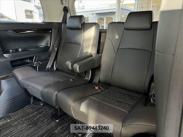 Toyota ALPHARD 2022-03 395486-20