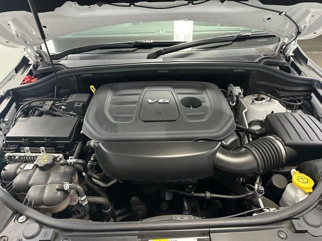 Jeep GRAND CHEROKEE 2019-08 16036-16