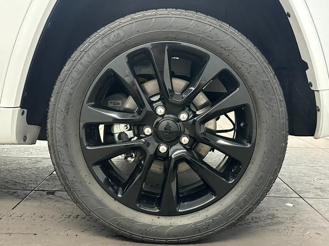Jeep GRAND CHEROKEE 2019-08 16036-18