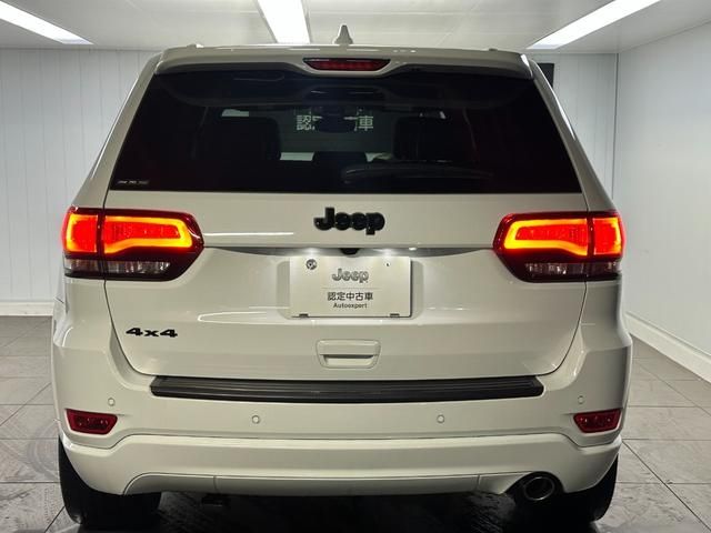 Jeep GRAND CHEROKEE 2019-08 16036-4