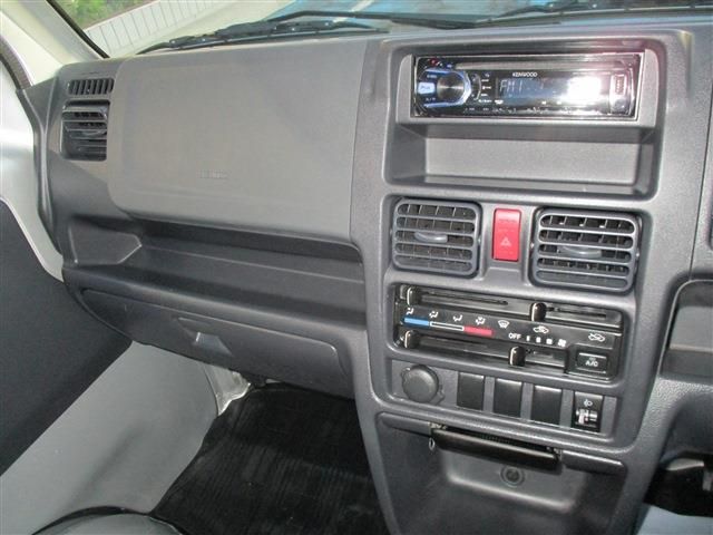 Nissan CLIPPER 2018-09 188540-10