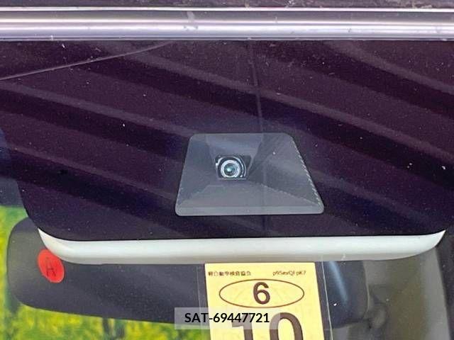 Honda N BOX 2017-10 278448-2
