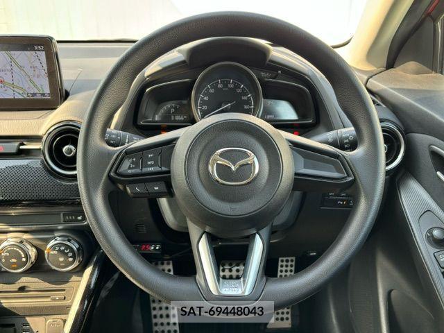 Mazda DEMIO 2019-05 328746-13