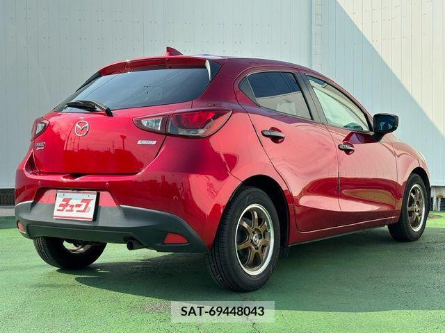 Mazda DEMIO 2019-05 328746-2